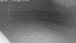 Pojezdová dráha, Runway