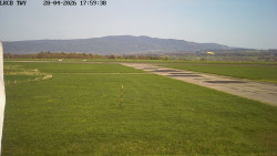 Pojezdová dráha, Runway