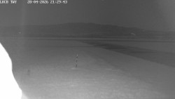 Pojezdová dráha, Runway