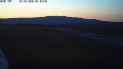 Pojezdová dráha, Runway