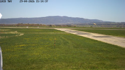 Pojezdová dráha, Runway