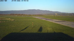 Pojezdová dráha, Runway