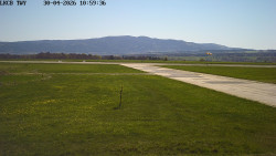Pojezdová dráha, Runway