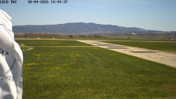 Pojezdová dráha, Runway