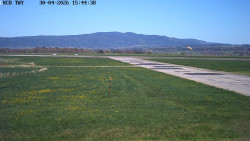 Pojezdová dráha, Runway