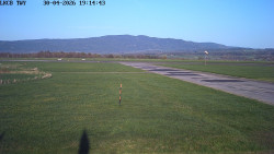 Pojezdová dráha, Runway