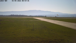 Pojezdová dráha, Runway