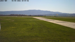 Pojezdová dráha, Runway