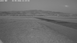 Pojezdová dráha, Runway