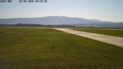 Pojezdová dráha, Runway