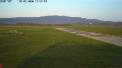 Pojezdová dráha, Runway