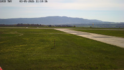 Pojezdová dráha, Runway
