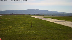 Pojezdová dráha, Runway