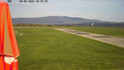 Pojezdová dráha, Runway