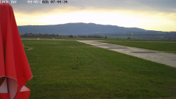 Pojezdová dráha, Runway