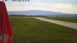 Pojezdová dráha, Runway