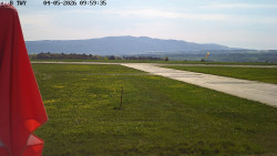 Pojezdová dráha, Runway