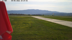 Pojezdová dráha, Runway