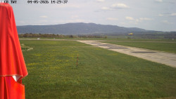 Pojezdová dráha, Runway