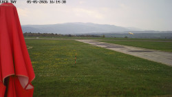 Pojezdová dráha, Runway