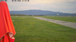 Pojezdová dráha, Runway