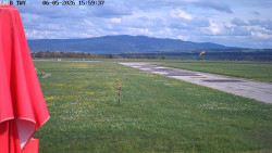 Pojezdová dráha, Runway