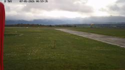Pojezdová dráha, Runway
