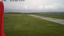Pojezdová dráha, Runway