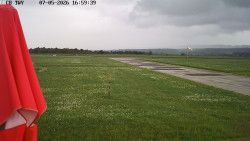 Pojezdová dráha, Runway