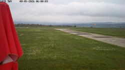 Pojezdová dráha, Runway
