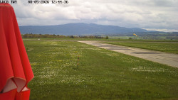 Pojezdová dráha, Runway