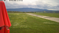 Pojezdová dráha, Runway