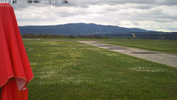 Pojezdová dráha, Runway