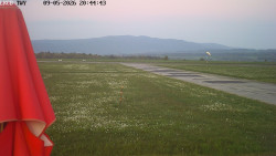 Pojezdová dráha, Runway