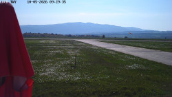 Pojezdová dráha, Runway