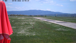 Pojezdová dráha, Runway
