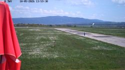 Pojezdová dráha, Runway