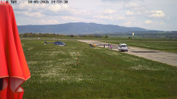 Pojezdová dráha, Runway