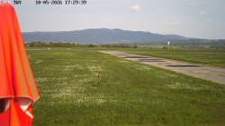 Pojezdová dráha, Runway