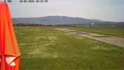 Pojezdová dráha, Runway