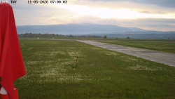 Pojezdová dráha, Runway