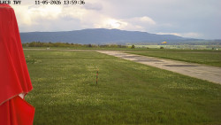 Pojezdová dráha, Runway