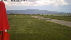 Pojezdová dráha, Runway
