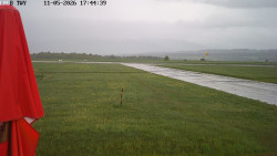 Pojezdová dráha, Runway