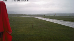 Pojezdová dráha, Runway