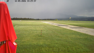 Letiště Cheb - Pojezdová dráha, Runway - 12.5.2026 v 14:30 Letiště Cheb - Pojezdová dráha, Runway - 12.5.2026 v 14:30