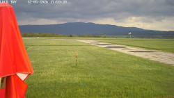 Pojezdová dráha, Runway