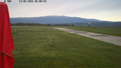 Pojezdová dráha, Runway