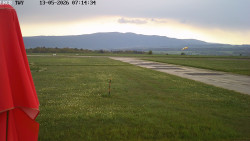 Pojezdová dráha, Runway