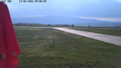 Pojezdová dráha, Runway